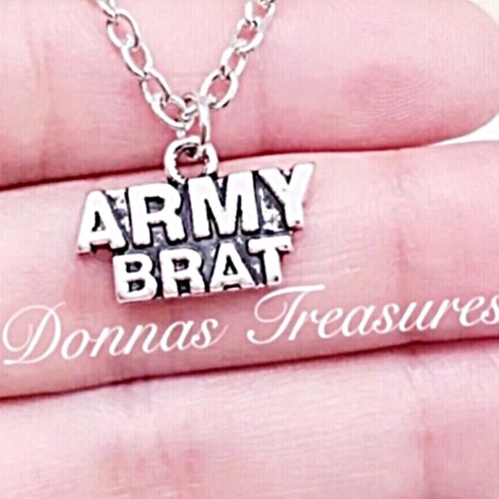 ⛱Army Brat Necklace